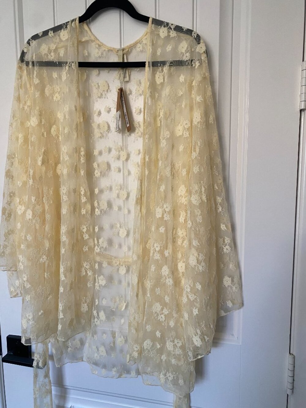 SKIMS NWT | Spring Intimates Robe in Butter Two Tone - Picture 4 of 12
